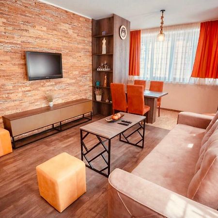 Mariele Apartment In The Heart Of Old تبليسي المظهر الخارجي الصورة