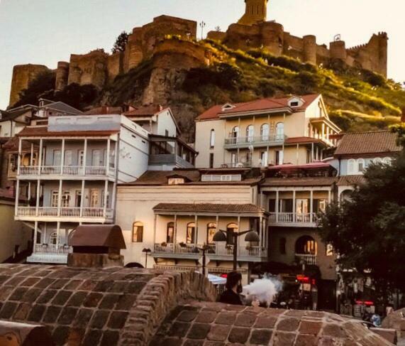 Mariele Apartment In The Heart Of Old تبليسي المظهر الخارجي الصورة